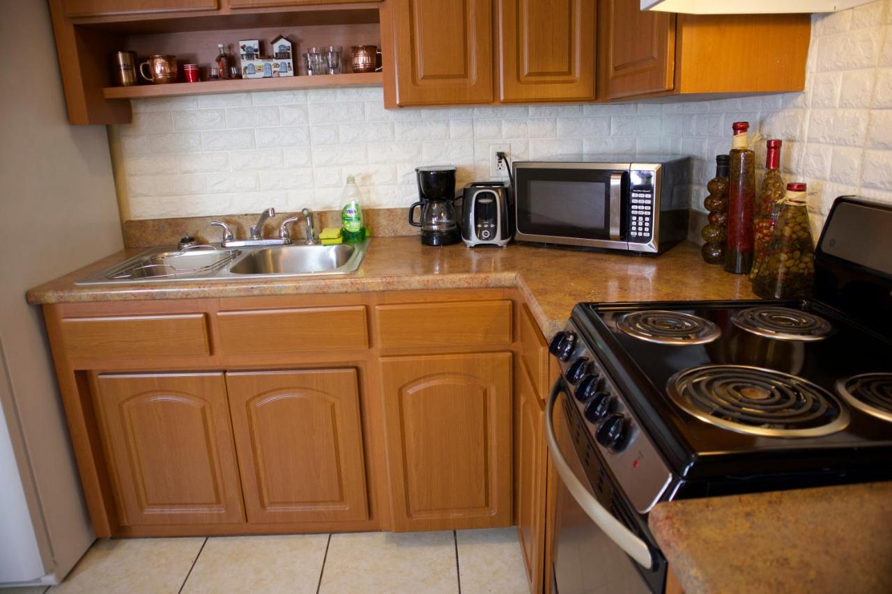 Great Location Near Downtown & Airport Villa Тампа Екстериор снимка